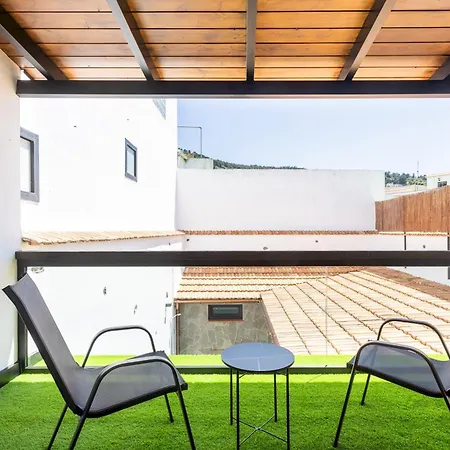 샬레 Home2book Rustic Stone Haven With Terrace *