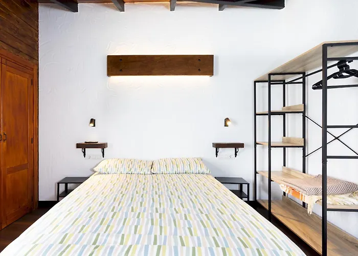 シャレー Home2book Rustic Stone Haven With Terrace *